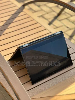 Laptop Lenovo ThinkPad X390 Yoga 8GB Intel Core i5 SSD 256GB