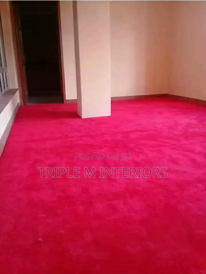 Red Usa 8mm Thickness Wall to Wall Carpet