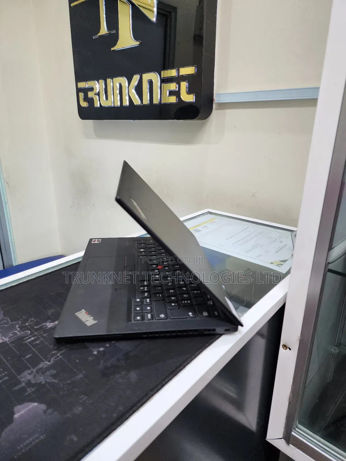 Laptop Lenovo ThinkPad X1 8GB AMD Ryzen 5 SSD 256GB