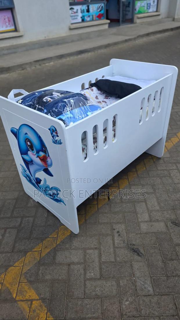 Modern Wooden MDF Baby Cribs 4 by 2 Fitt