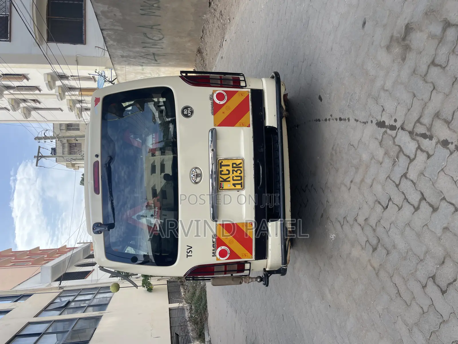 Toyota HiAce 2011 Beige