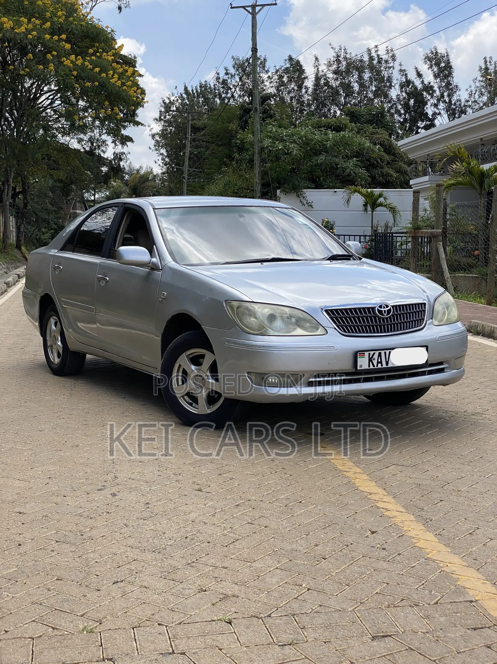 Toyota Camry 1998 Silver