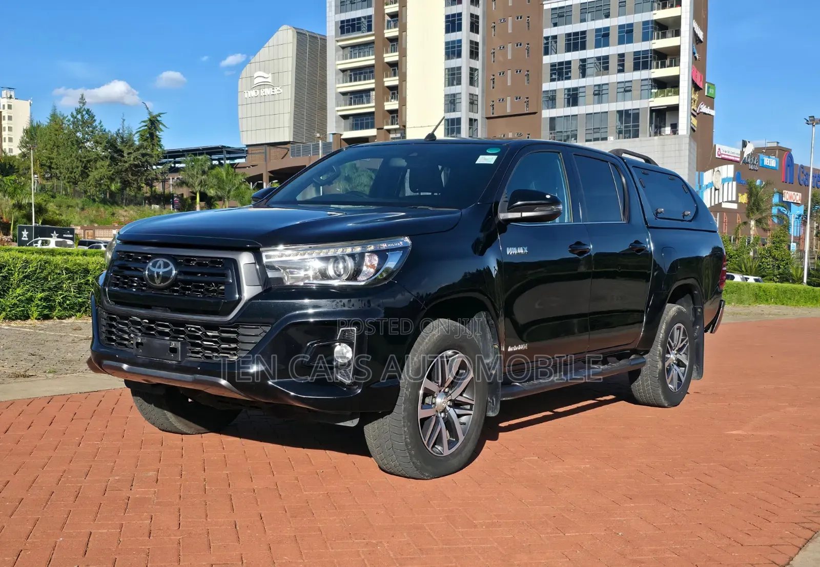 Toyota Hilux 2019 Black