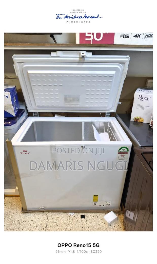 White Bard New Deep / Chest Freezer - main view