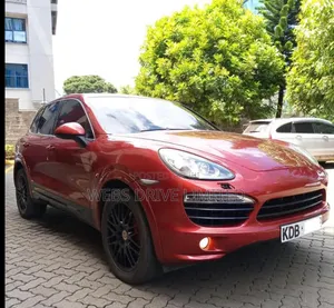 Porsche Cayenne Diesel 4dr SUV AWD (3.0L 6cyl Turbodiesel 8A) 2014 Red
