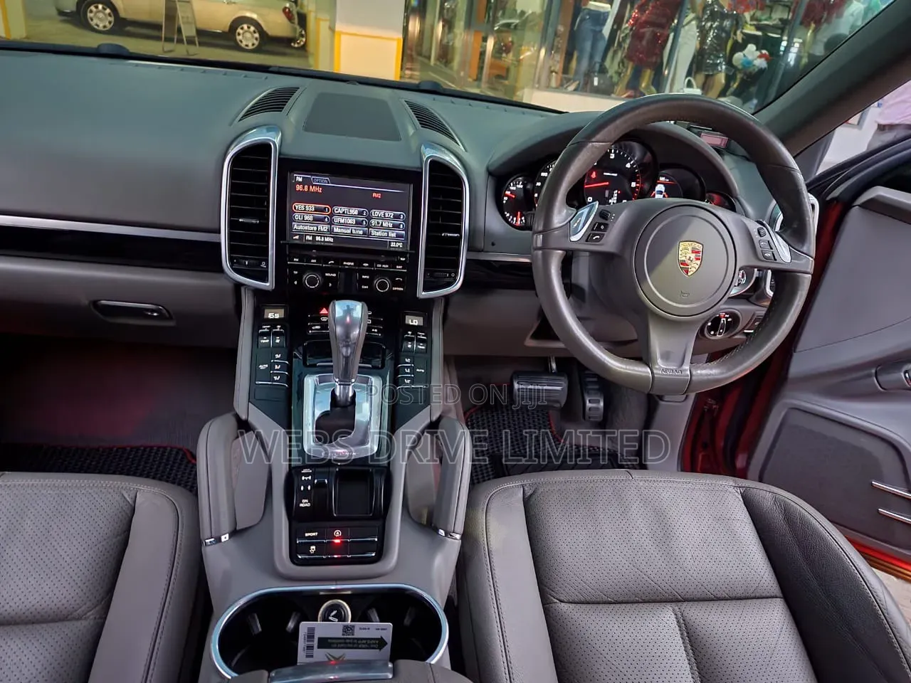 Porsche Cayenne Diesel 4dr SUV AWD (3.0L 6cyl Turbodiesel 8A) 2014 Red