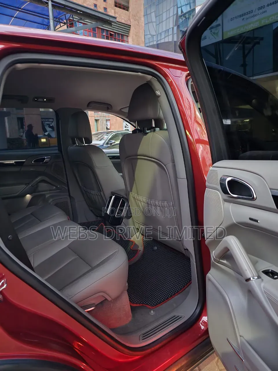 Porsche Cayenne Diesel 4dr SUV AWD (3.0L 6cyl Turbodiesel 8A) 2014 Red