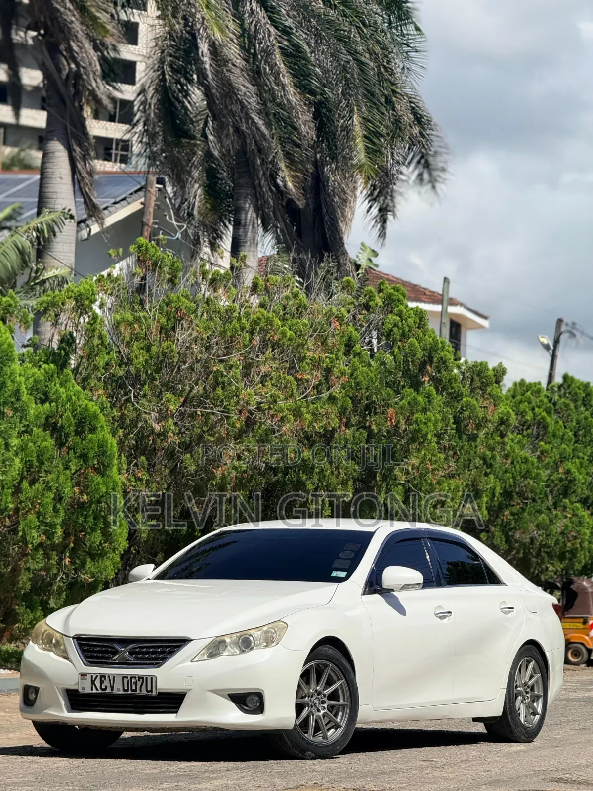Toyota Mark X 2013 White