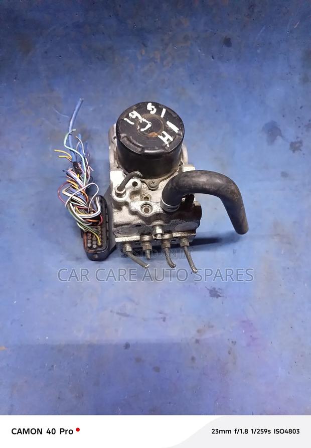 Abs Pump Toyota Camry - main view