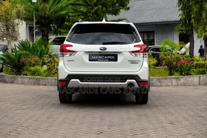 Subaru Forester 2018 White