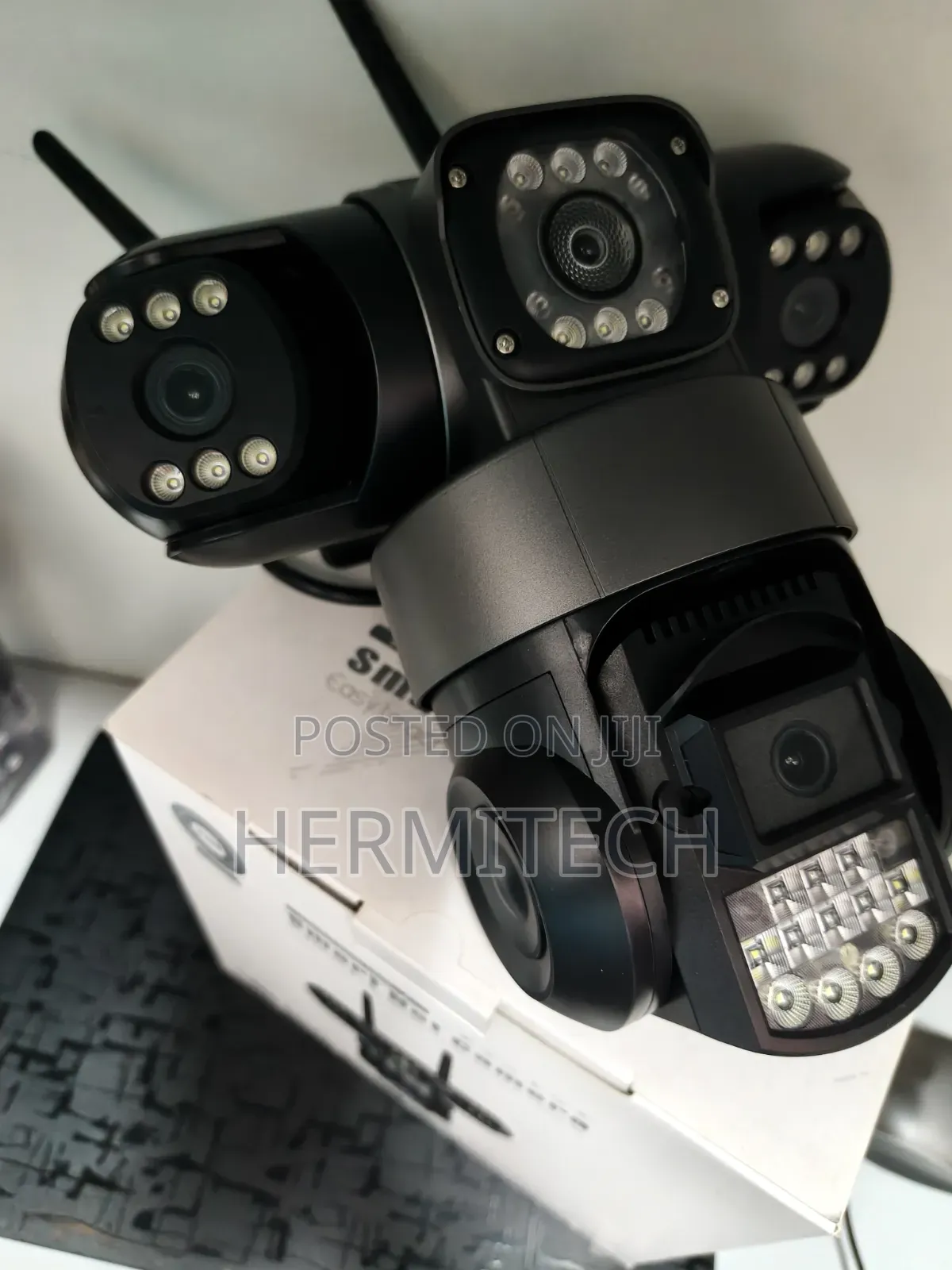 Three-Eye Triple Lens 4g Electric Model CCTV Camera