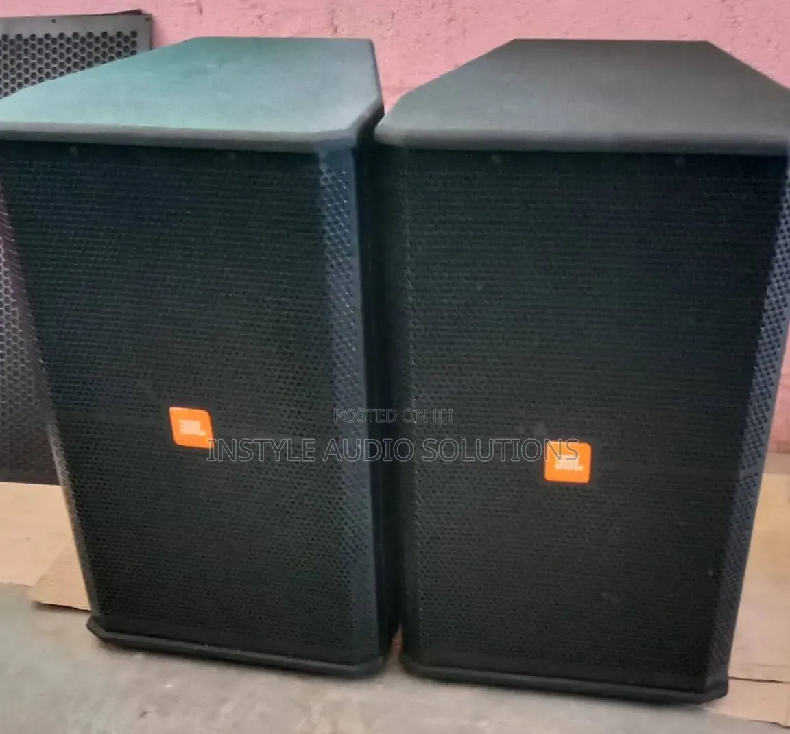 8 Channels JBL Sound System Complete With JBL Wireless Microphone.
