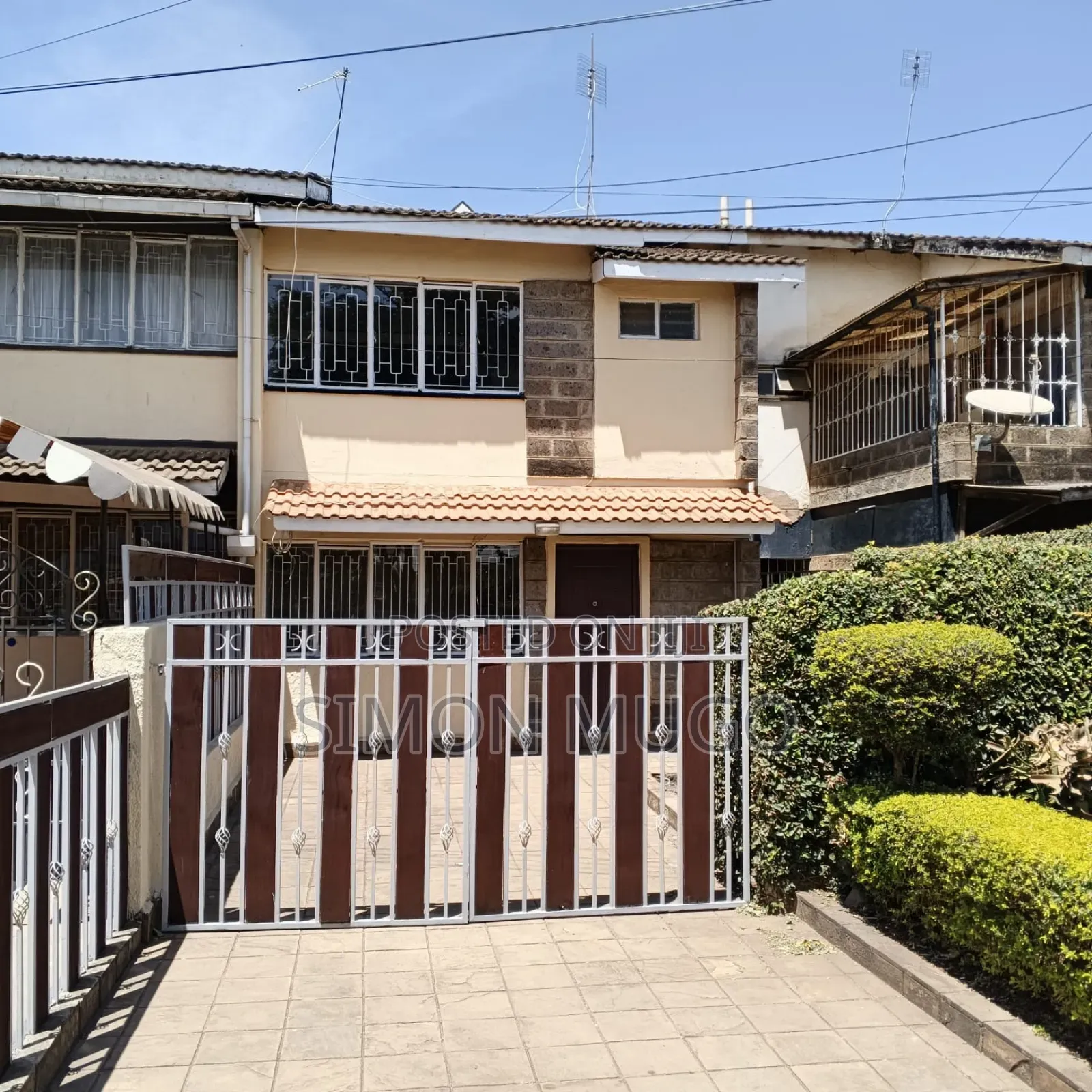 3bdrm Maisonette in Woodley Estate for sale