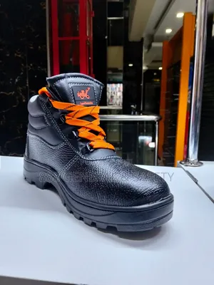 Safety Boot ( Safety Boots Size 36-46) With Steel Toe