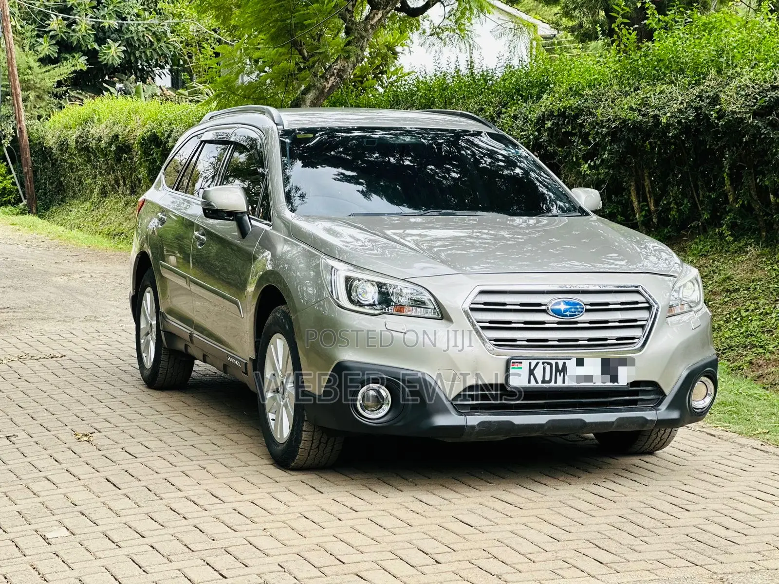 Subaru Outback 2.5i Limited AWD 2017 Gold