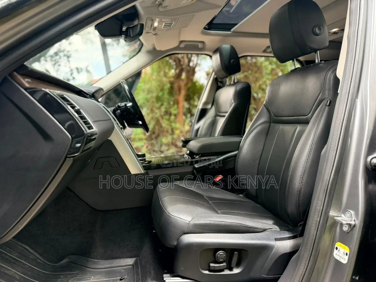 Land Rover Discovery 2018 Gray