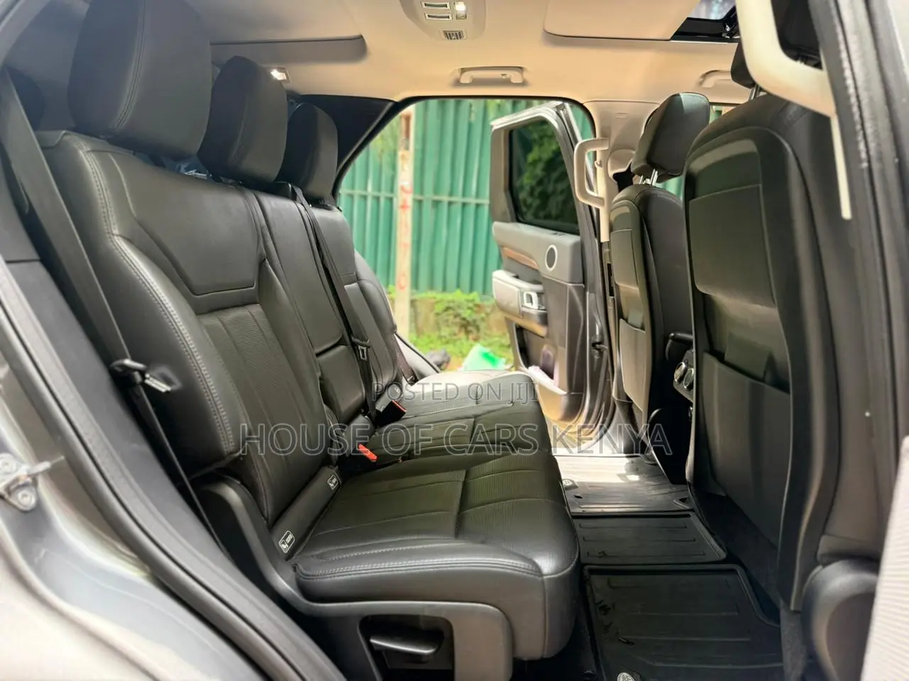Land Rover Discovery 2018 Gray