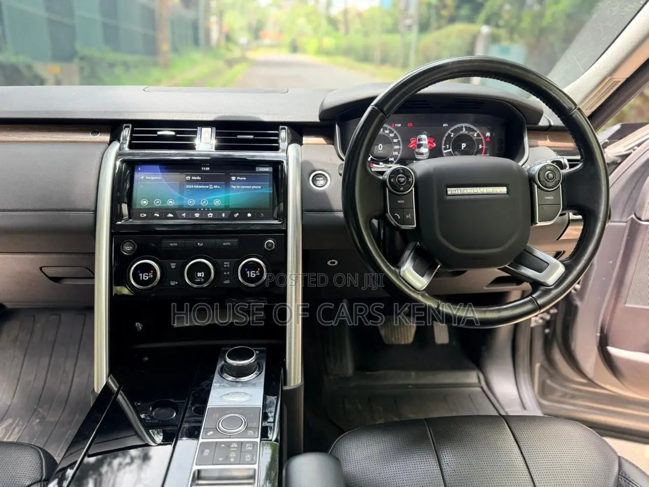 Land Rover Discovery 2018 Gray