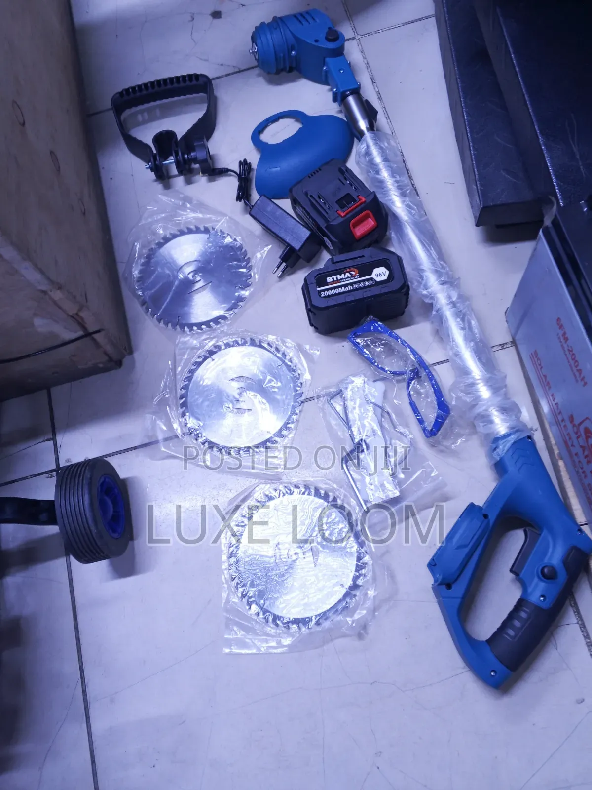 Cordless Brush Cutter Machine/ Grass Cutter Machine
