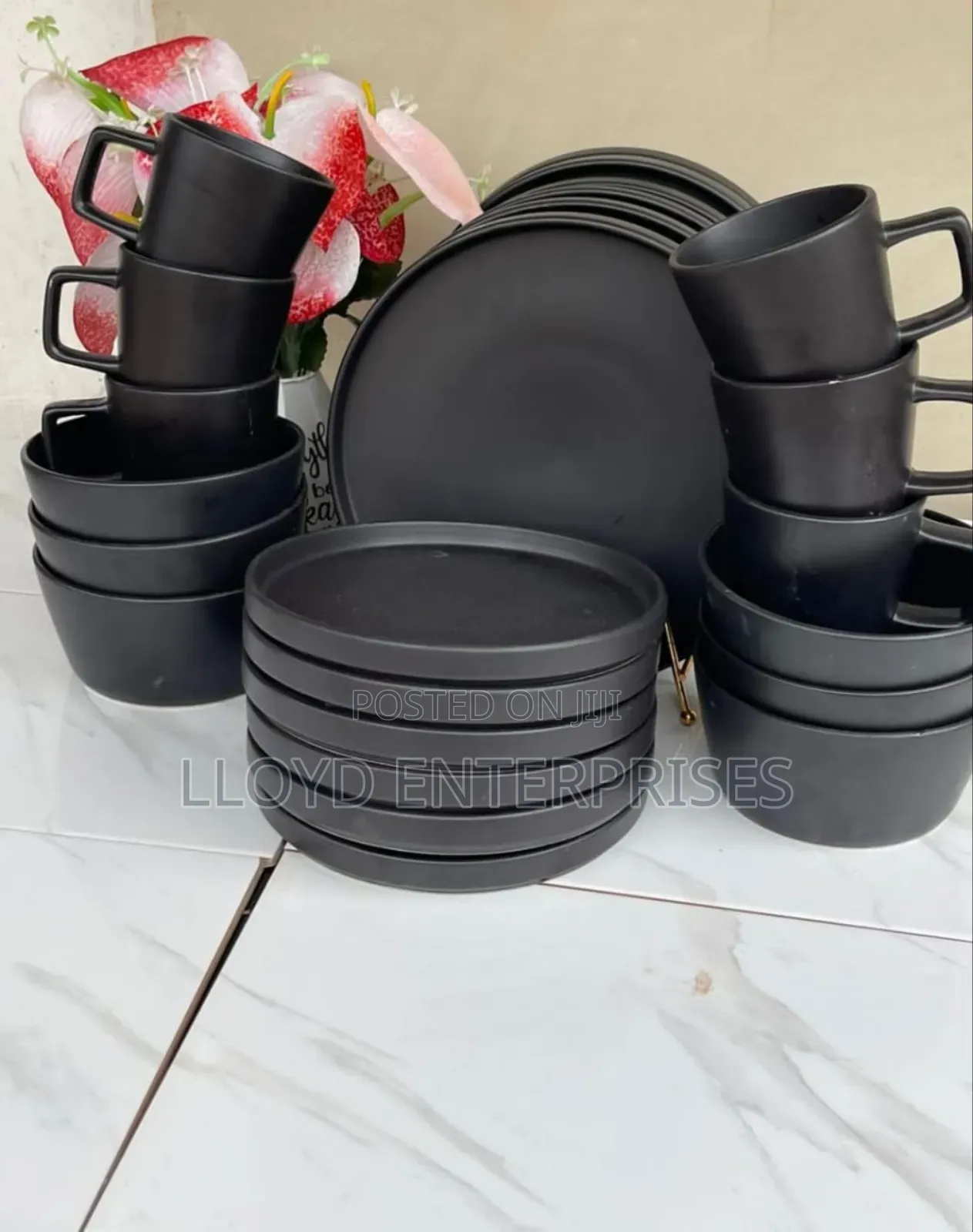 24 PCS Black Dinner Set -Heavy