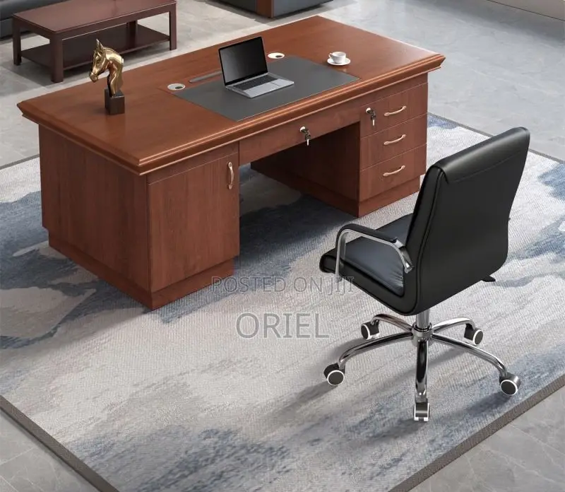 Modern Office Desk : 1.4m Corporate Office Staff Desk
