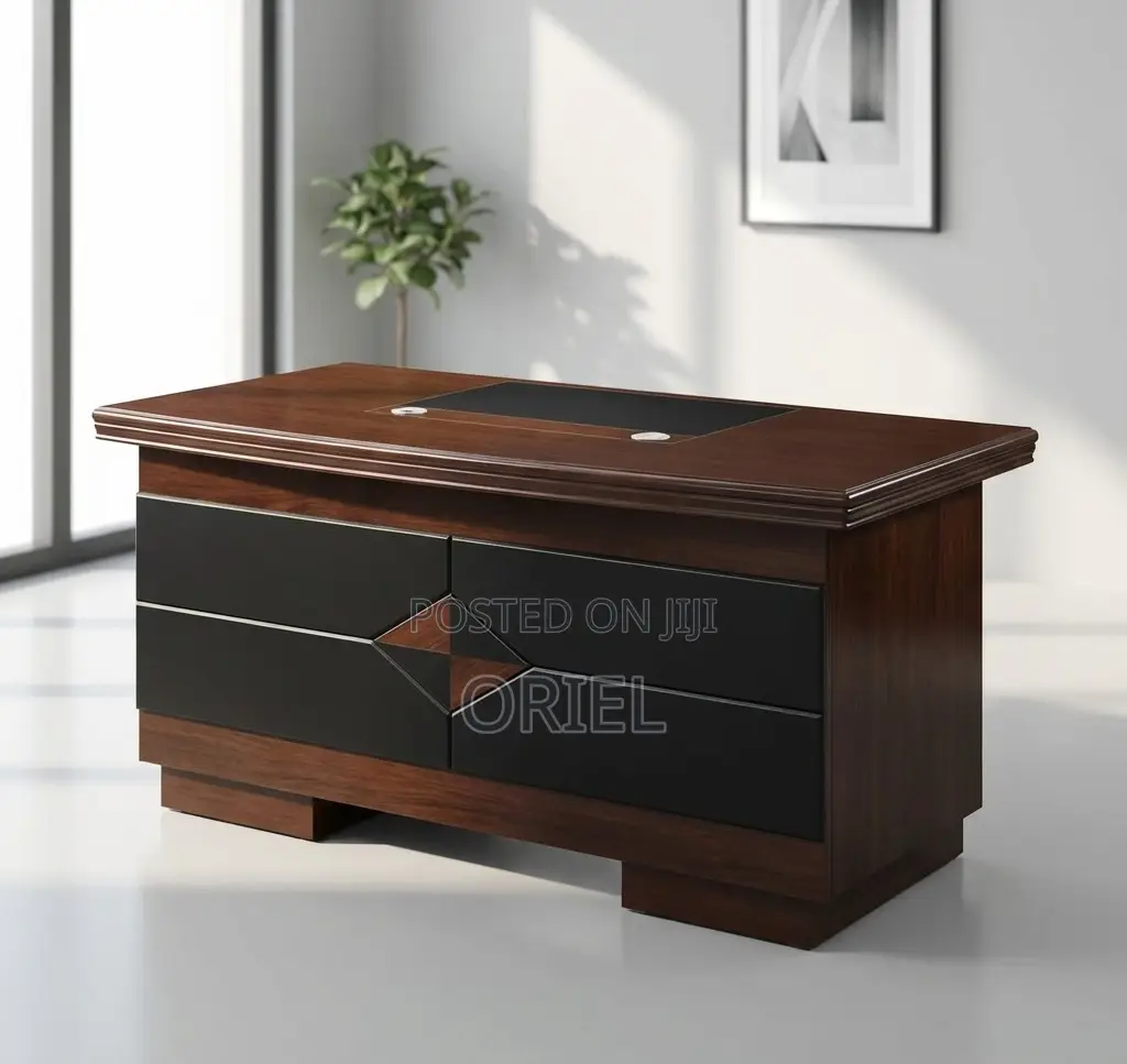 Modern Office Desk : 1.4m Corporate Office Staff Desk