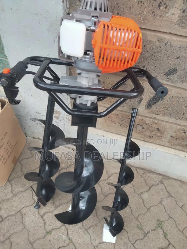 Hole Digger/Earth Auger Machine
