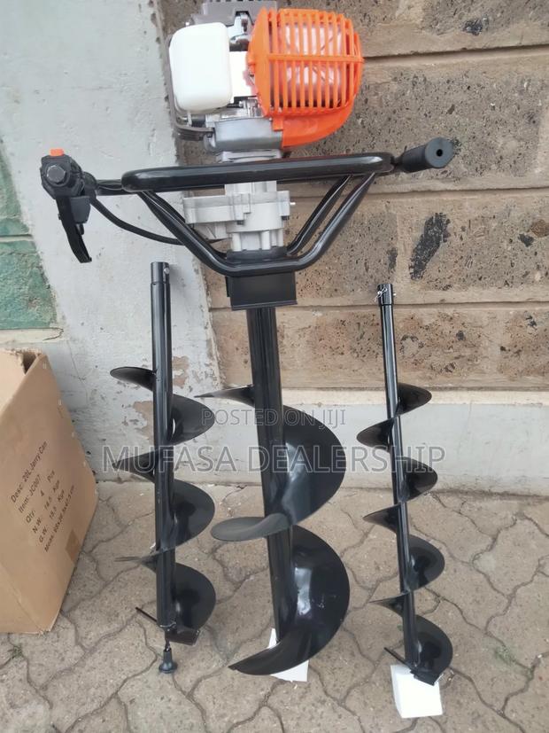 Hole Digger/Earth Auger Machine - thumbnail 2