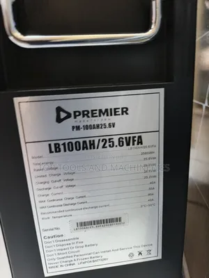 25.6v 100ah Premier Wall Mounted Lifep04 Lithium Battery