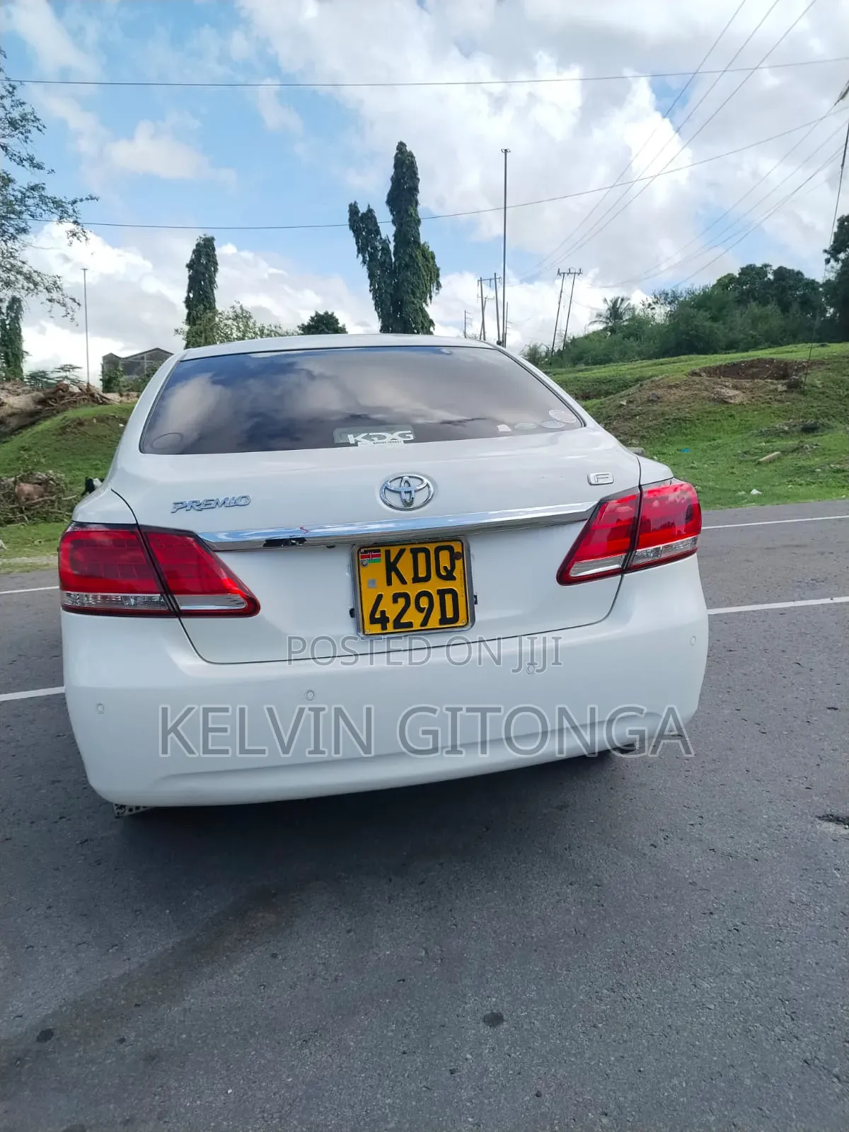 Toyota Premio 2018 White