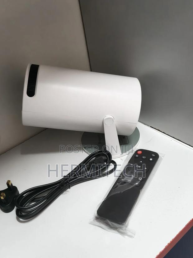 Home Cinema Hy300 Projector Wifi Smart Bluetooth in-Built Speakers