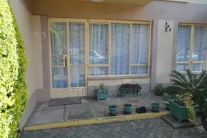 3bdrm House in Demi Estate for sale