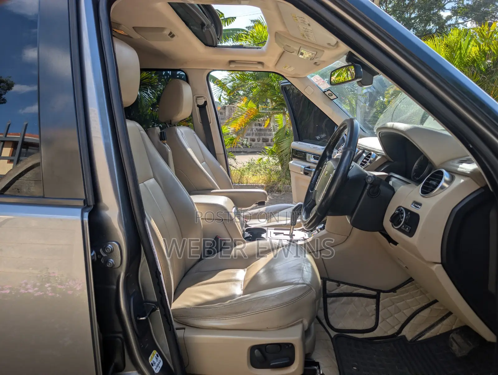 Land Rover Discovery 2010 Silver