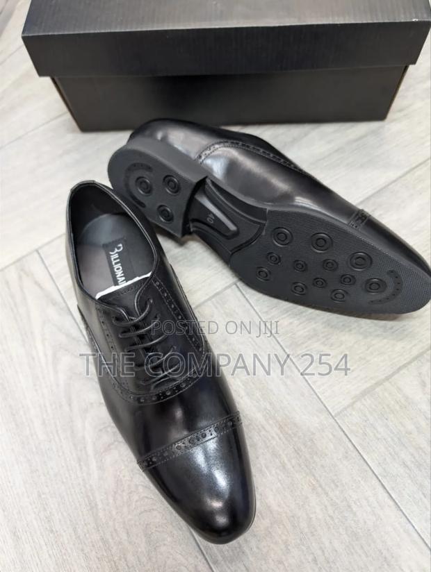 Quality Leather Casual Timberland,Clarks, Billionaire Official Shoes