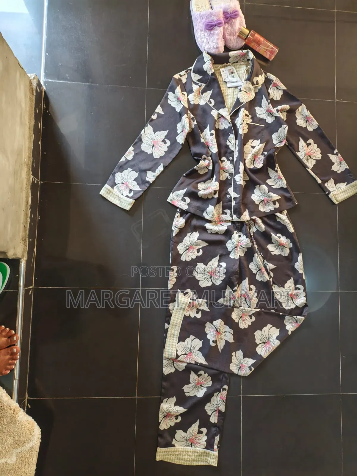 Carolyn Donnelly Travel/Lounge Set