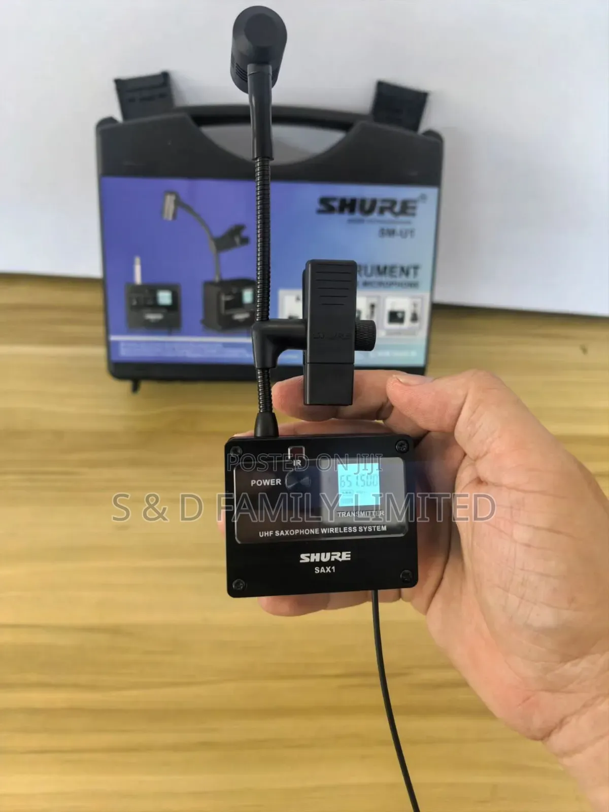 Shure Sm-U1 Saxophone Wireless Microphone