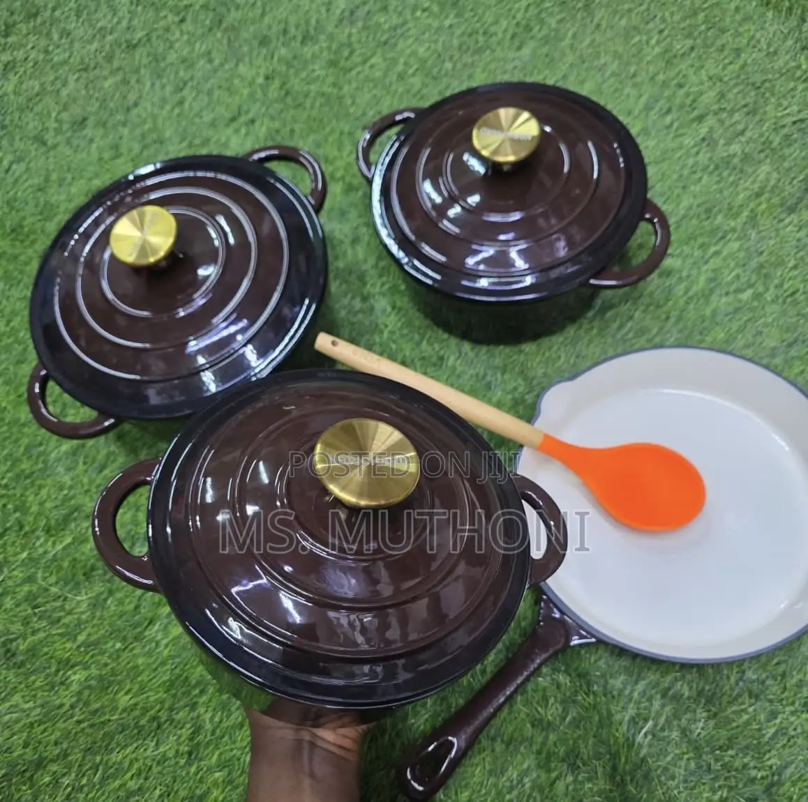 Heavy Quality Original Cast Iron Sets ( Enamel) With a Free Gift