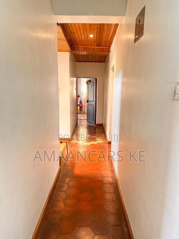5bdrm Maisonette in Section 58 for sale - thumbnail 11