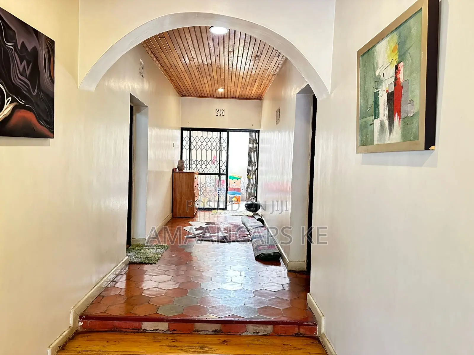 5bdrm Maisonette in Section 58 for sale