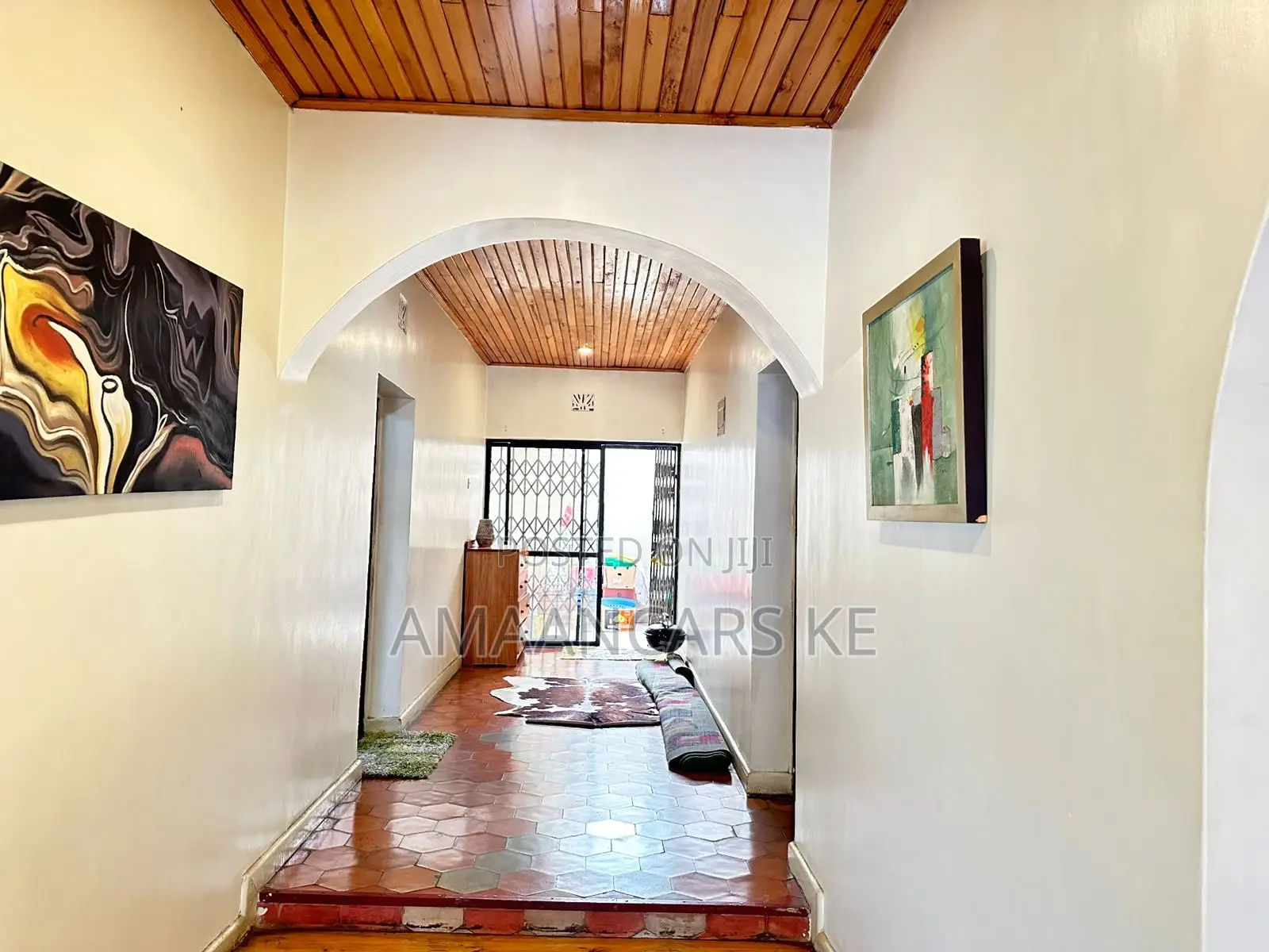 5bdrm Maisonette in Section 58 for sale