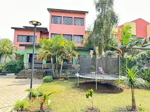 5bdrm Maisonette in Section 58 for sale