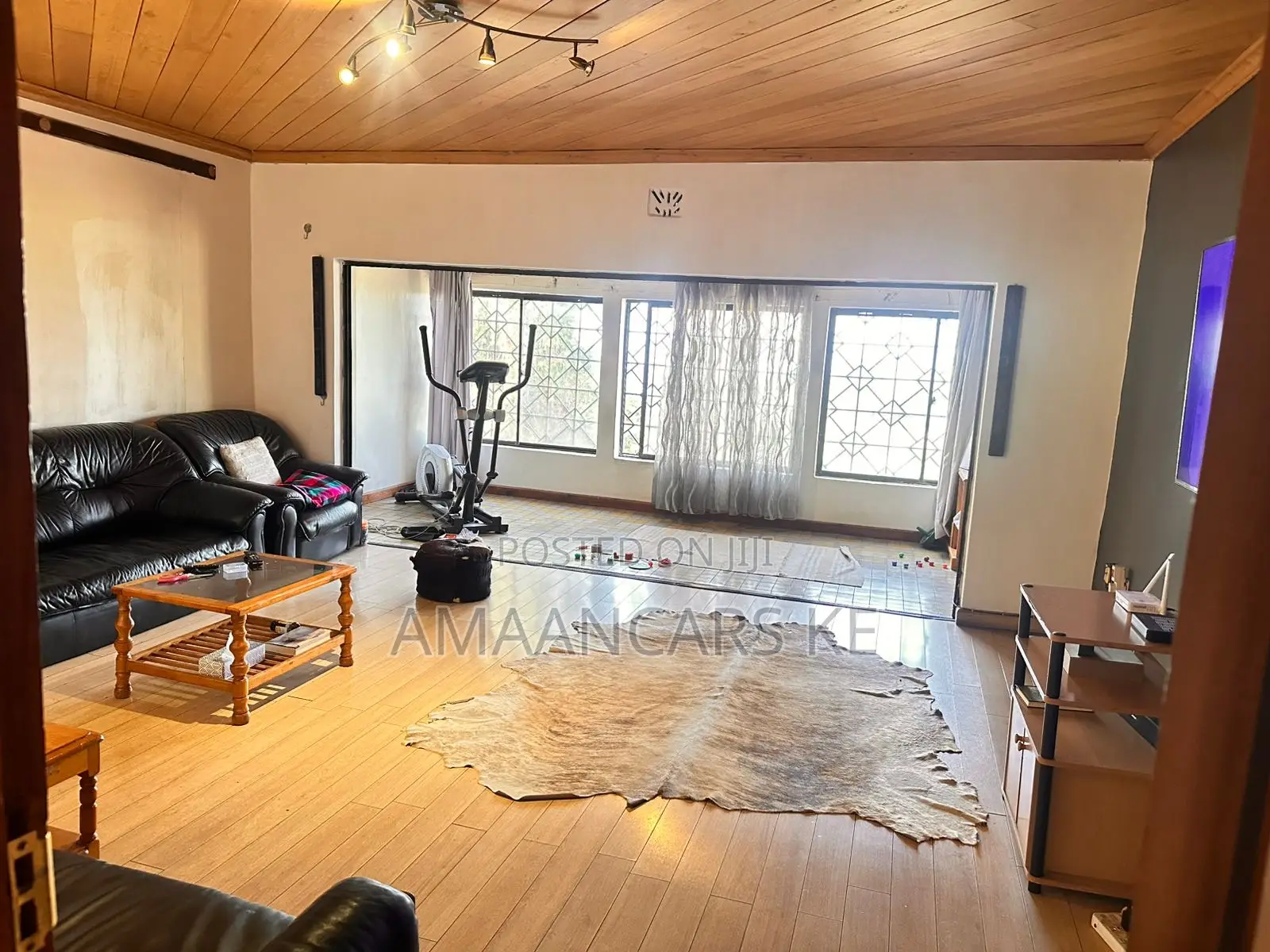 5bdrm Maisonette in Section 58 for sale