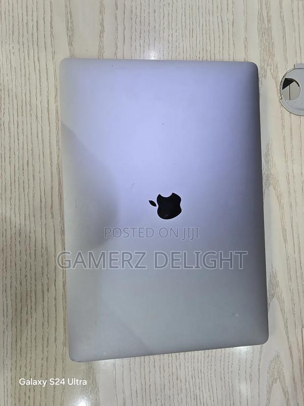 Laptop Apple MacBook Pro 16GB Intel Core i5 SSD 512GB - thumbnail 3