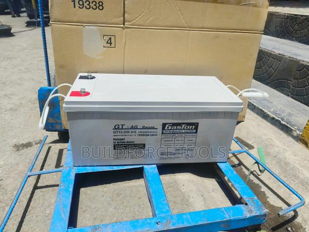 Gaston Rechargeable Solar Battery - thumbnail 2