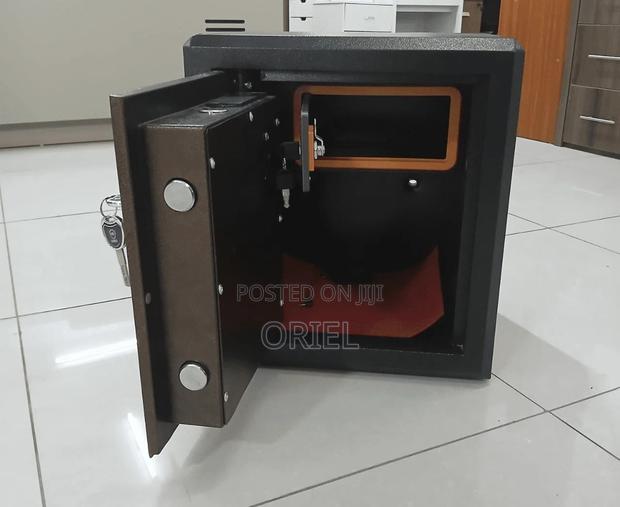 Office Safe : Office 20kg Digital Safe - thumbnail 17