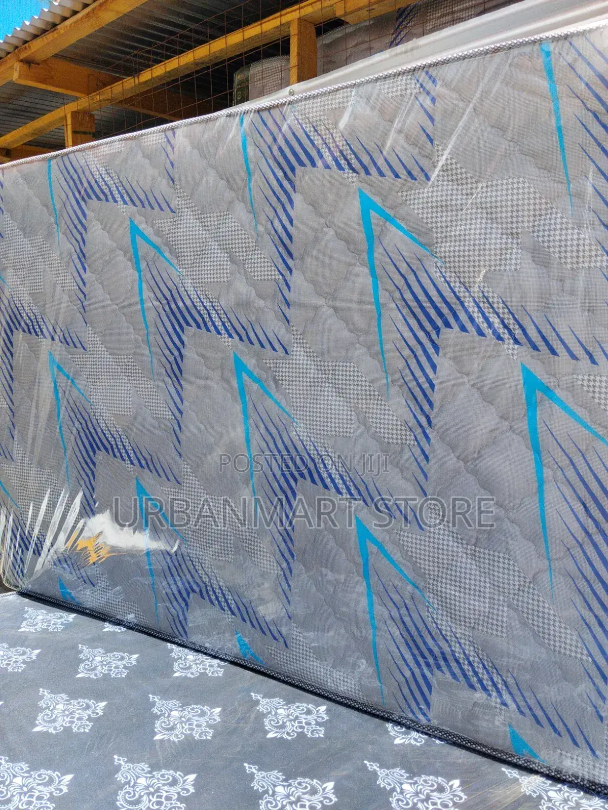Vivo 4×6 8-Inch High Density Mattress – Firm Support