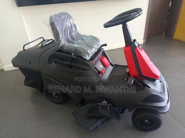 Lawnmower Ride on Loncin