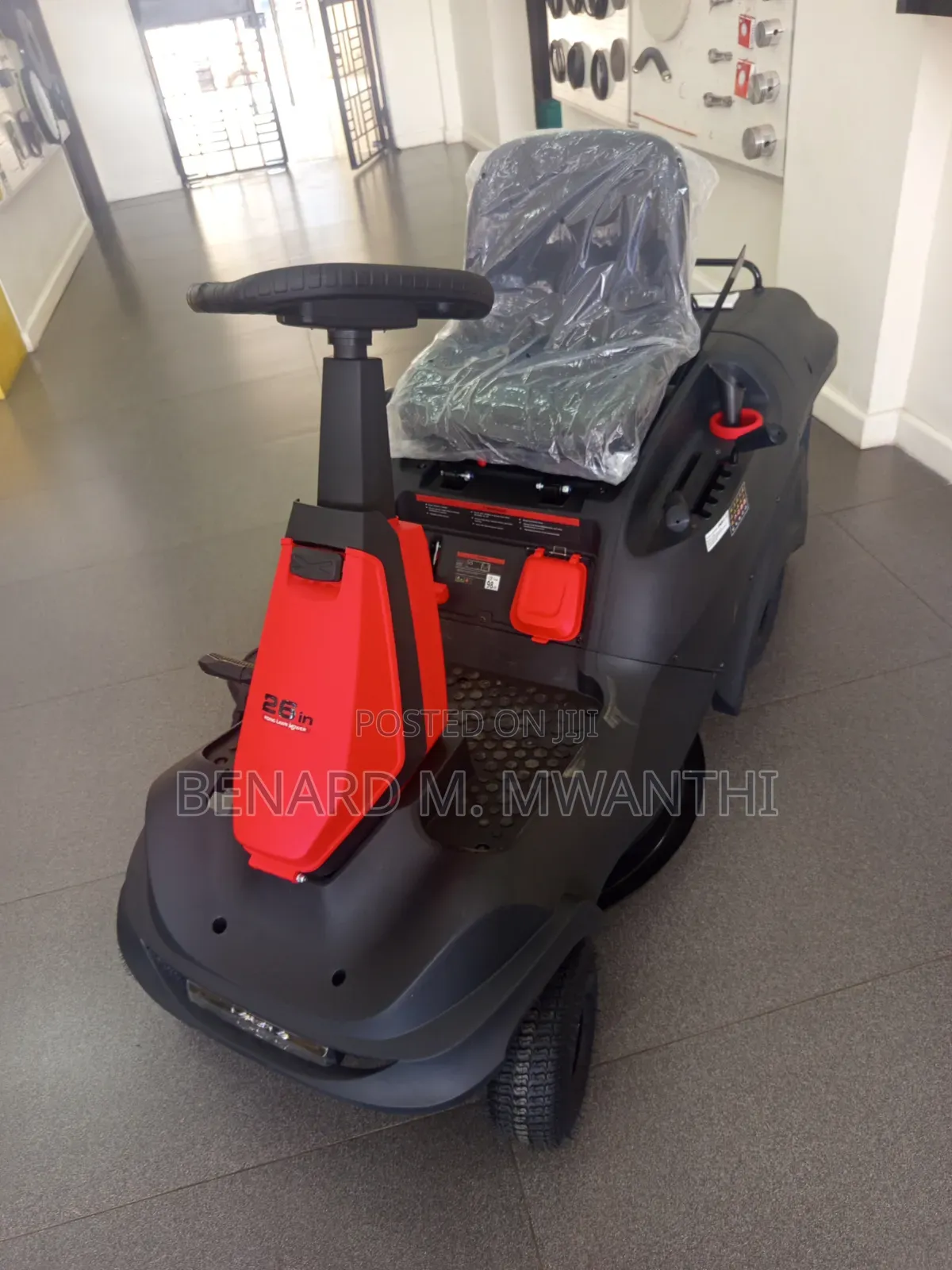 Lawnmower Ride on Loncin