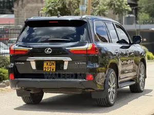 Lexus LX 570 AWD 2016 Black