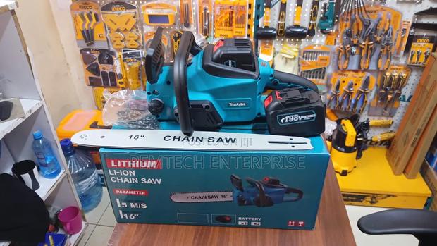 16-Inch Cordless Lithium-Ion Chainsaw - thumbnail 3